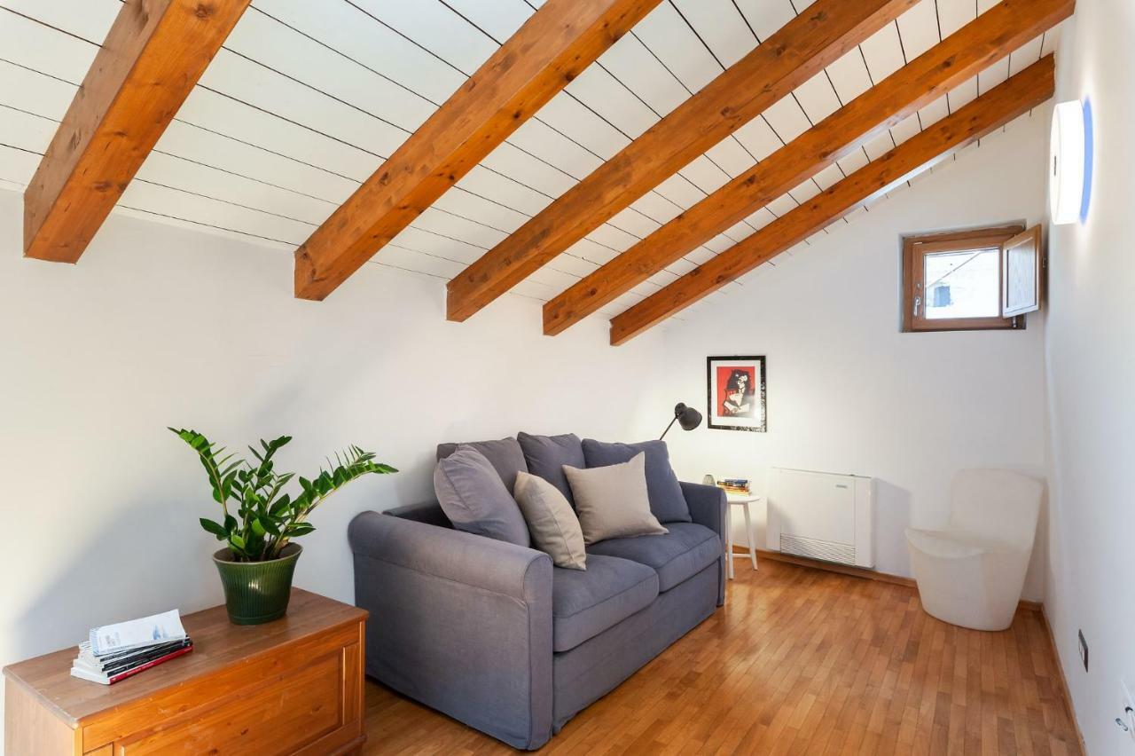 Starhost - Casa Masu' Lägenhet Salerno Exteriör bild
